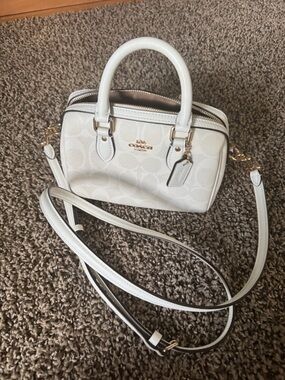 WHITE COACH | Cream mini coach bag Crossbody Strap